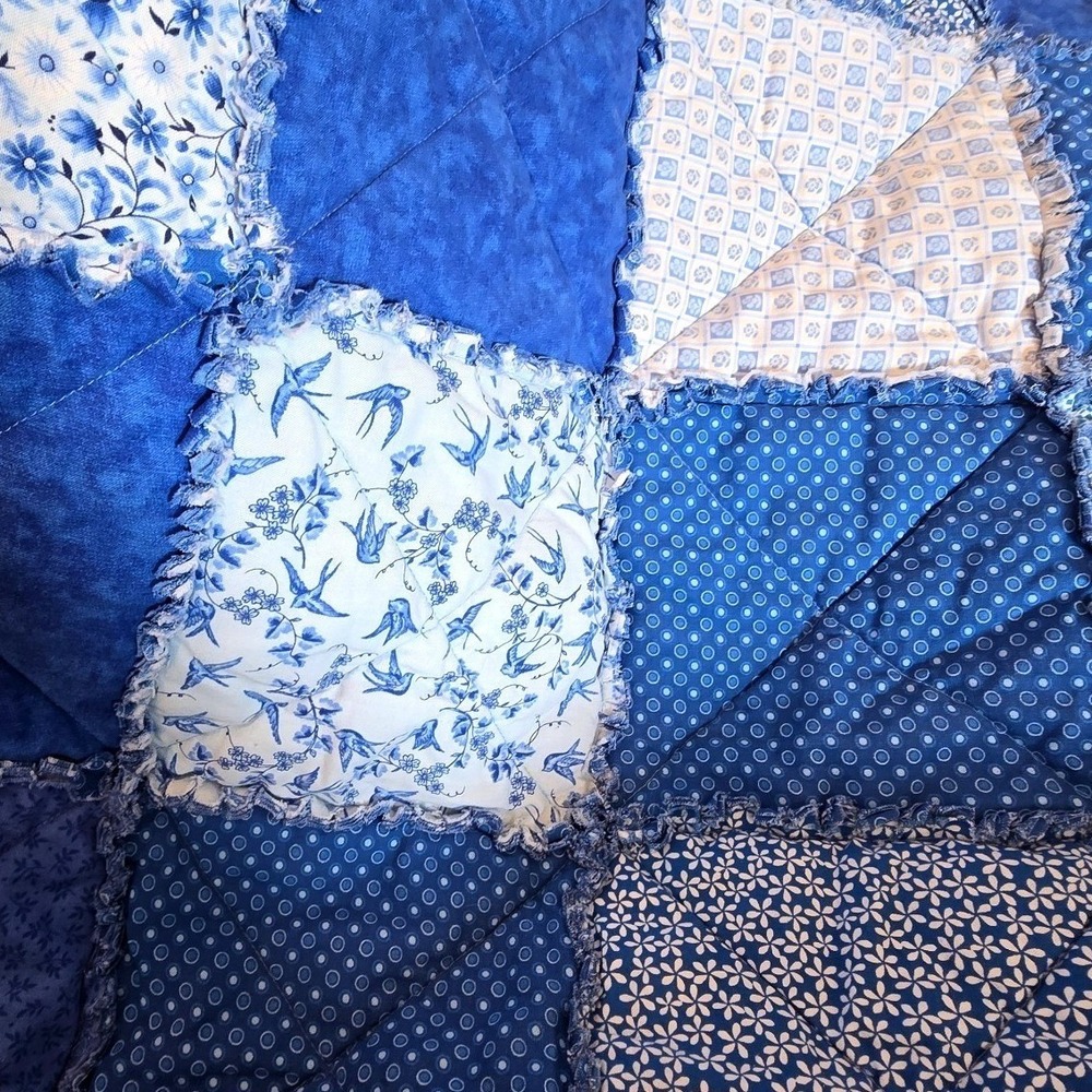 Handmade Blue Rag Quilt Throw Blanket Floral Patchwork Cottage Farmhouse 60x47 - Picture 4 of 9